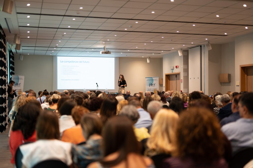 Intelligenza umana: le persone al centro